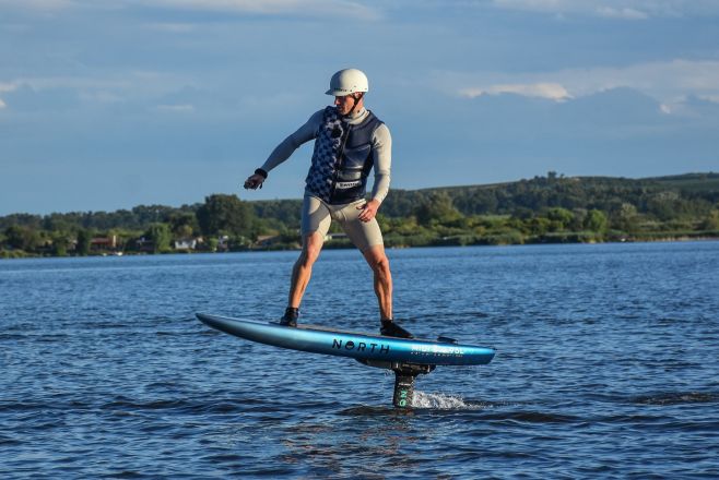 Na Surfcentrum do ATC Merkur dorazil Rampa a nafotil tyto pěkné fotky. Jde mu to a sluší mu to, že? 🤙🤙🤙👍👍👍 #mysticczech...