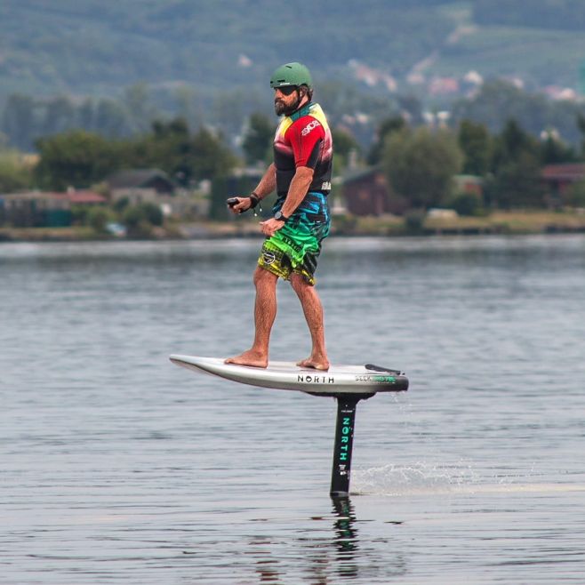 Jedna Pirátská 🏴‍☠️ #mysticczech #mysticstore #mysticstorecz #northkiteboardingcz @mysticczech @northkiteboarding.cz...